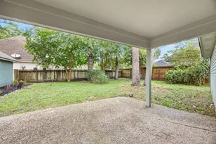 14710 Oak Bluff Ct, Houston, TX 77070 - Photo 46