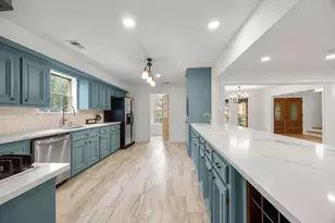 14710 Oak Bluff Ct, Houston, TX 77070 - Photo 14