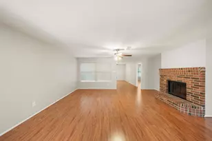 30910 Trinket Dr, Spring, TX 77386 - Photo 10