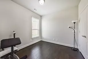 623 Aquilla Sq, Webster, TX 77598 - Photo 20