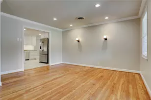 9829 Larston St, Houston, TX 77055 - Photo 6