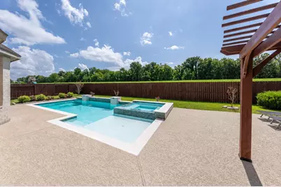 2006 Cranbrook Ridge Lane, Sugar Land, TX 77479 - Photo 2