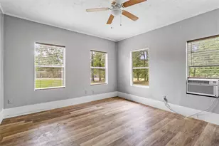 8 Jackson Rd, Huntsville, TX 77320 - Photo 12