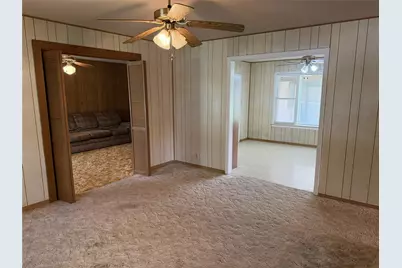 203 E Anderson, Schulenburg, TX 78956 - Photo 6