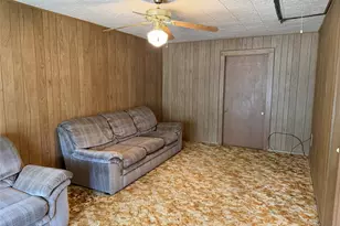 203 E Anderson, Schulenburg, TX 78956 - Photo 8