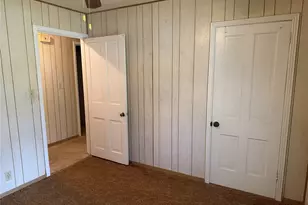 203 E Anderson, Schulenburg, TX 78956 - Photo 18