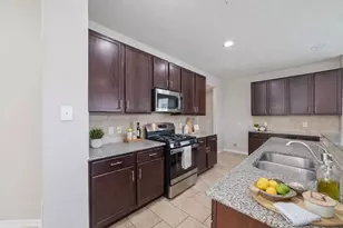 2707 Golden Hills Ct, Fresno, TX 77545 - Photo 10