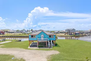 2238 County Road 201, Sargent, TX 77414 - Photo 4