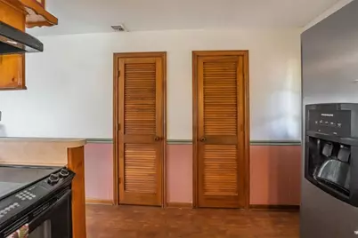 7 Lake Drive, Huntsville, TX 77320 - Photo 16