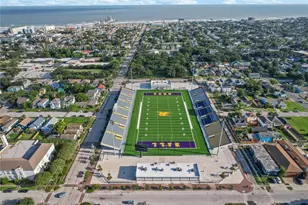 1113 28th St, Galveston, TX 77550 - Photo 40