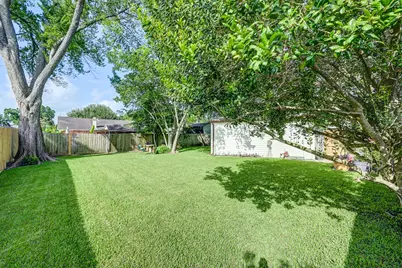 12211 Plumpoint Drive, Houston, TX 77099 - Photo 30