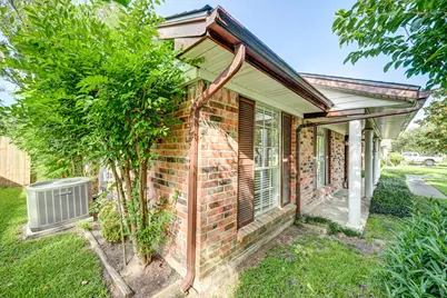 12211 Plumpoint Drive, Houston, TX 77099 - Photo 4