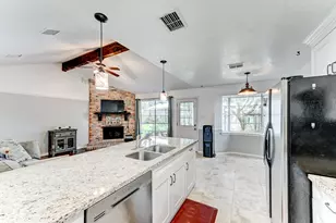 12211 Plumpoint Dr, Houston, TX 77099 - Photo 12