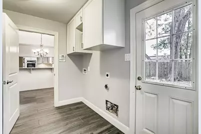 11426 Cold Spring Drive, Houston, TX 77043 - Photo 6