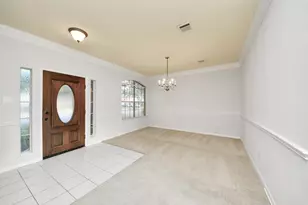 2423 Waterwood Dr, Sugar Land, TX 77479 - Photo 6