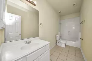 2423 Waterwood Dr, Sugar Land, TX 77479 - Photo 28
