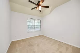 2423 Waterwood Dr, Sugar Land, TX 77479 - Photo 32