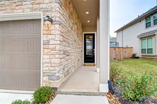617 Aspen Falls Ct, Conroe, TX 77304 - Photo 4