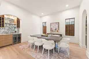 212 E 24th St, Houston, TX 77008 - Photo 14