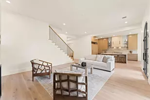 212 E 24th St, Houston, TX 77008 - Photo 6