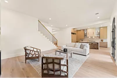 212 E 24th Street, Houston, TX 77008 - Photo 8
