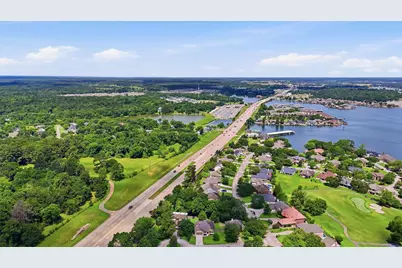205 Kings Point Street, Conroe, TX 77356 - Photo 28