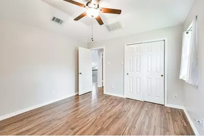 10327 Brickyard Court, Houston, TX 77041 - Photo 20