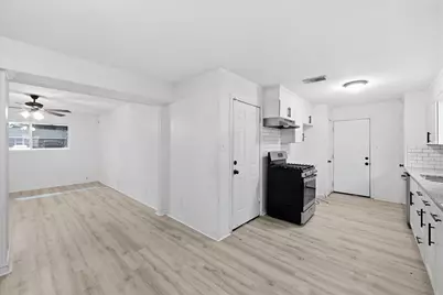 3890 Bristol Drive, Beaumont, TX 77707 - Photo 12