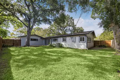 8621 Bob White Drive, Houston, TX 77074 - Photo 28