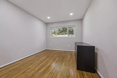 8621 Bob White Drive, Houston, TX 77074 - Photo 16