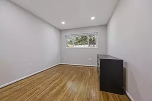 8621 Bob White Dr, Houston, TX 77074 - Photo 16
