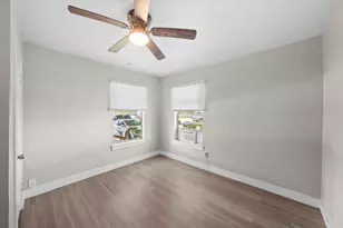 8 Jennische St, Baytown, TX 77520 - Photo 16