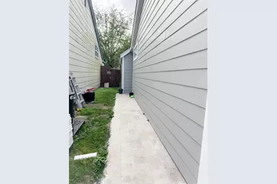 11549 Springshire Drive, Houston, TX 77066 - Photo 4