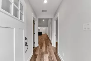 711 French River Cir, Montgomery, TX 77316 - Photo 2
