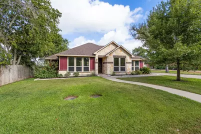 1519 Felder Street, Navasota, TX 77868 - Photo 2