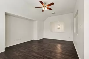 1323 Laura Hills Ln, Spring, TX 77386 - Photo 10