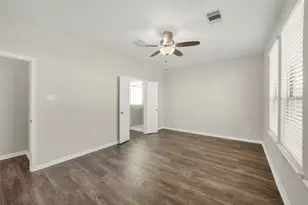 1127 Brahma Cir, East Bernard, TX 77435 - Photo 22