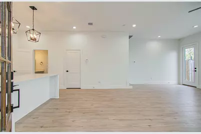 6420 Highland Pine Lane, Houston, TX 77091 - Photo 4
