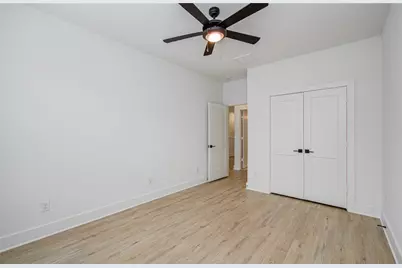 6420 Highland Pine Lane, Houston, TX 77091 - Photo 26