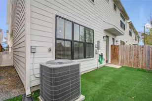 6420 Highland Pine Ln, Houston, TX 77091 - Photo 32