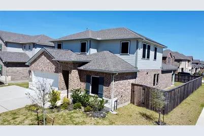 8606 Lake Groove Lane, Baytown, TX 77523 - Photo 2