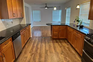 6944 Burgess St, Houston, TX 77021 - Photo 2