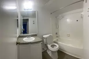 3900 Woodchase Dr, Houston, TX 77042 - Photo 8