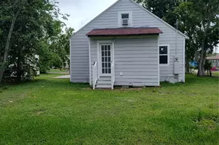 527 W 6th St, Freeport, TX 77541 - Photo 24