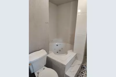 527 W 6th Street, Freeport, TX 77541 - Photo 12