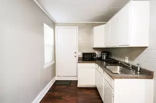 4615 University Oaks 1/2, Houston, TX 77004 - Photo 12