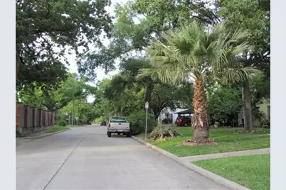 4615 University Oaks 1/2, Houston, TX 77004 - Photo 22