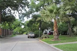 4615 University Oaks 1/2, Houston, TX 77004 - Photo 22