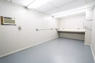 4615 University Oaks 1/2, Houston, TX 77004 - Photo 16