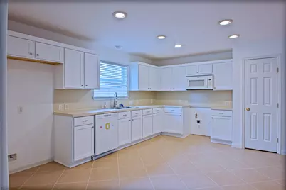 2722 Falling Forest Court, Richmond, TX 77406 - Photo 2